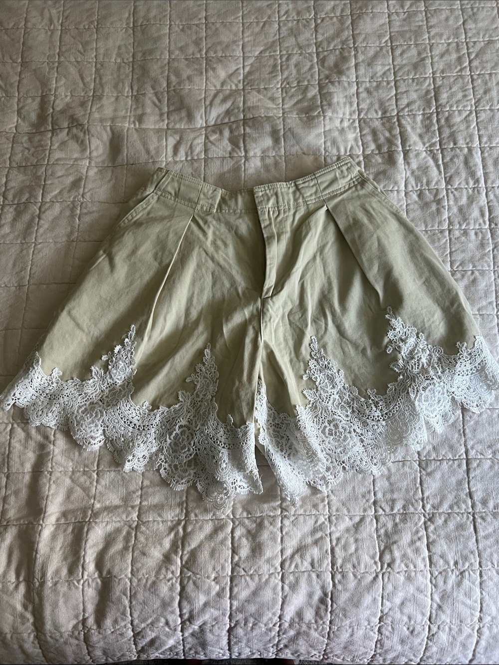 English Factory Lace Trim Khaki Women's Shorts